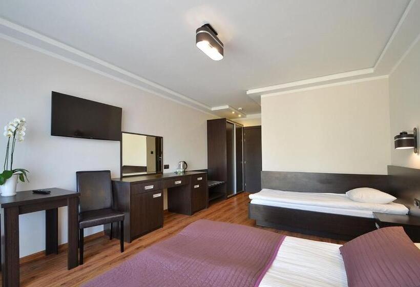 ベッドアンドブレックファースト Luna