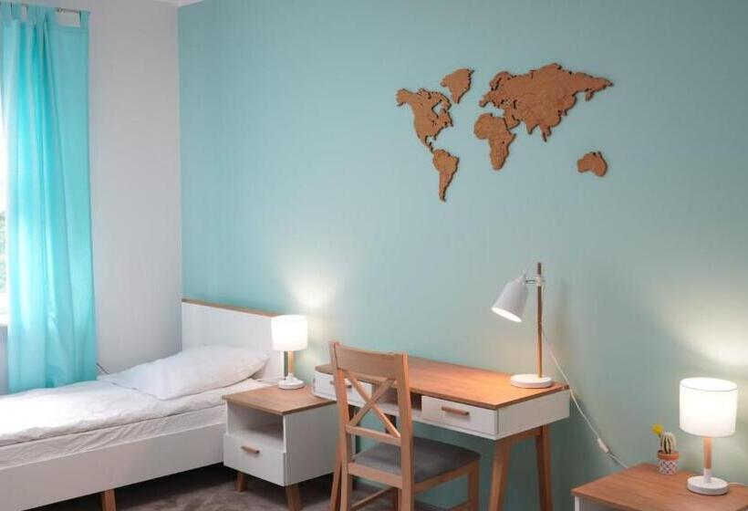 تختخواب و صبحانه Mcew Studnia