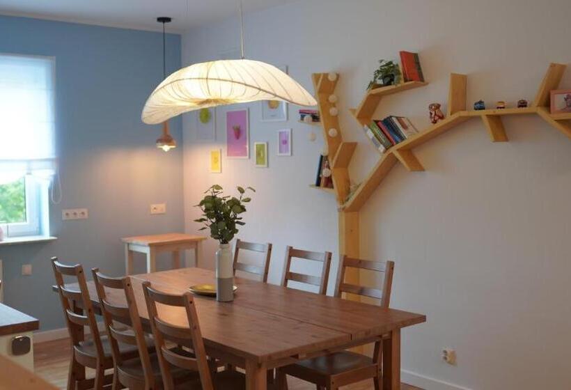 مبيت وإفطار Mcew Studnia