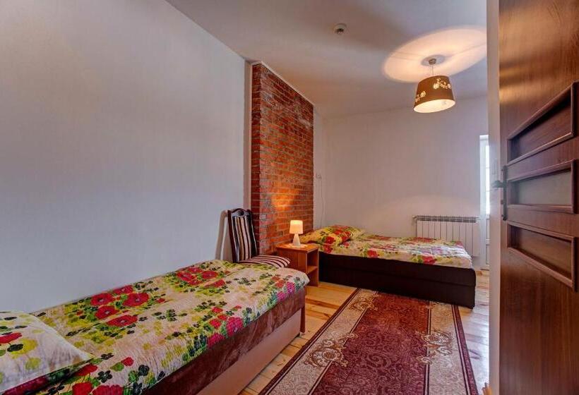 住宿加早餐  Noclegi Dwór Szlachecki Biedaczów