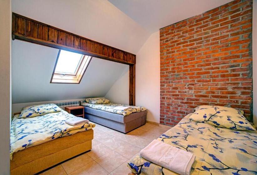 住宿加早餐  Noclegi Dwór Szlachecki Biedaczów