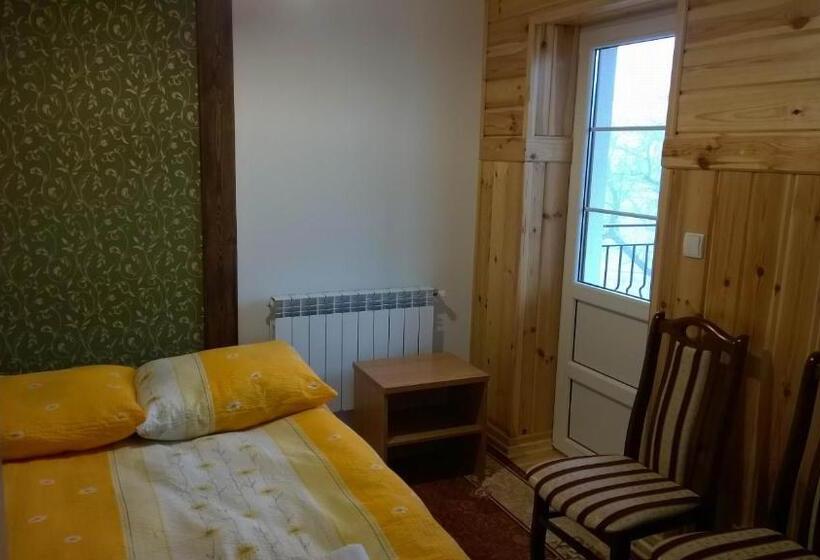 住宿加早餐  Noclegi Dwór Szlachecki Biedaczów