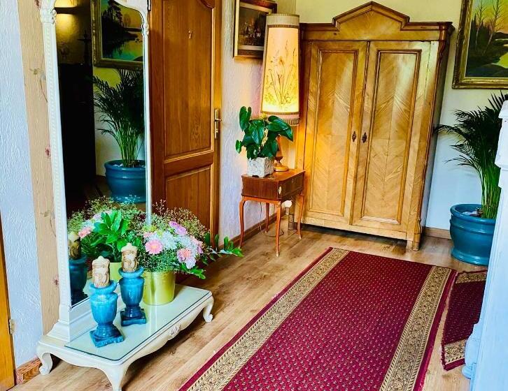 Bed and Breakfast Nostalgia Poganice