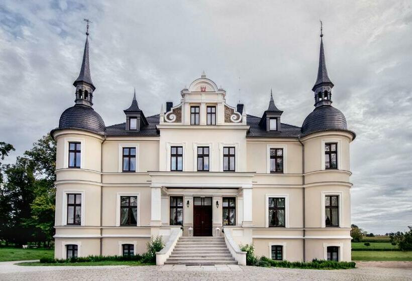 צימר Pałac W Orli   Pokoje, Restauracja