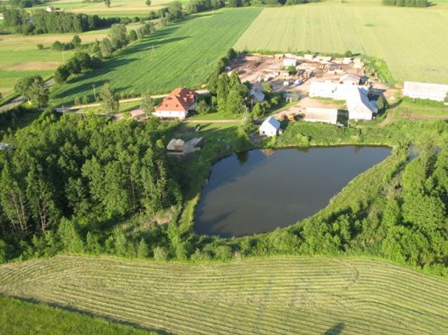 ベッドアンドブレックファースト Pensjonat Dworek Baranówka