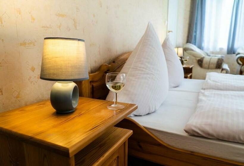 مبيت وإفطار Pensjonat Faryny