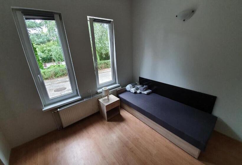 تختخواب و صبحانه Pensjonat Tężniowa 6