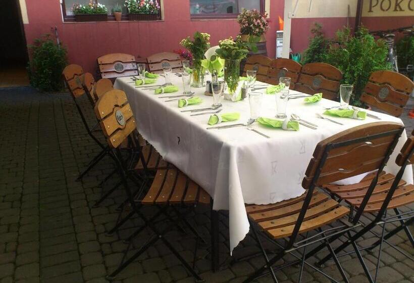 ベッドアンドブレックファースト Pokoje Gościnne U Meresa