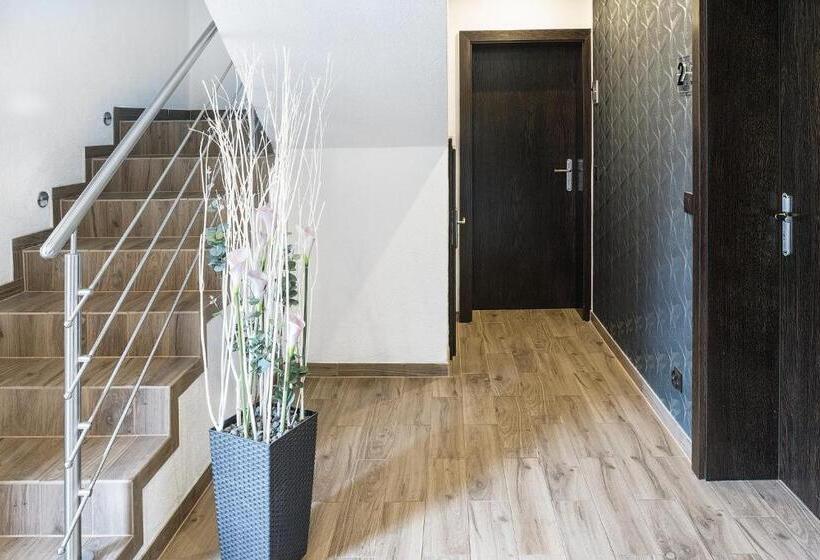 צימר Resort Pod Lasem