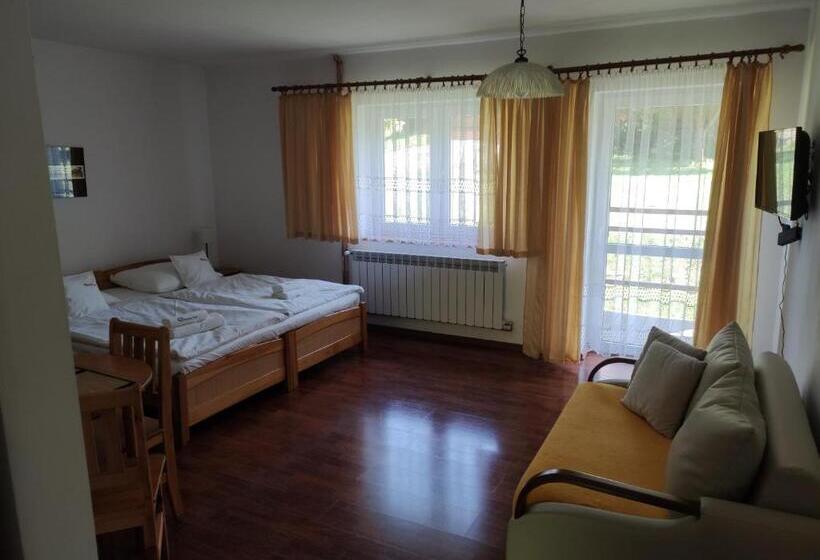 住宿加早餐  Rezydencja Bukowy Dwór