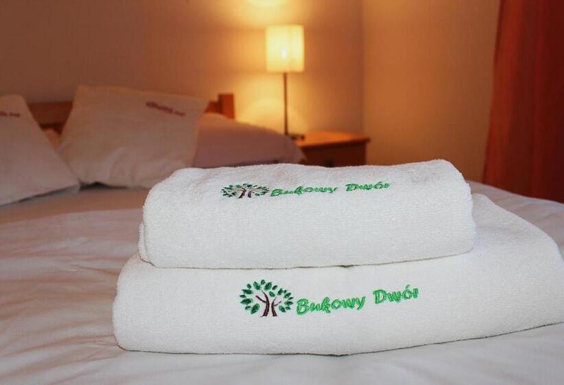 住宿加早餐  Rezydencja Bukowy Dwór