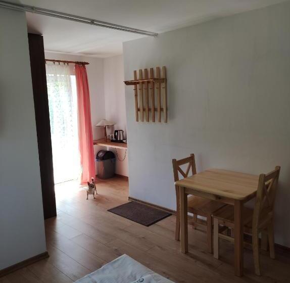 住宿加早餐  Rezydencja Bukowy Dwór