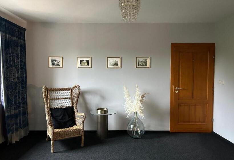 ベッドアンドブレックファースト Rezydencja Na Wzgórzu