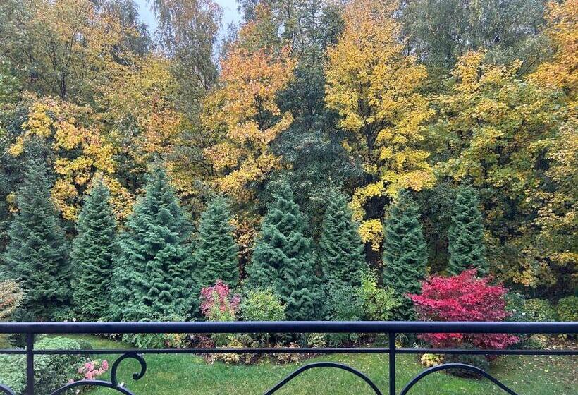 ベッドアンドブレックファースト Rezydencja Na Wzgórzu