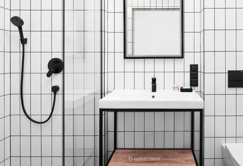 تختخواب و صبحانه Salio Equisport Resort