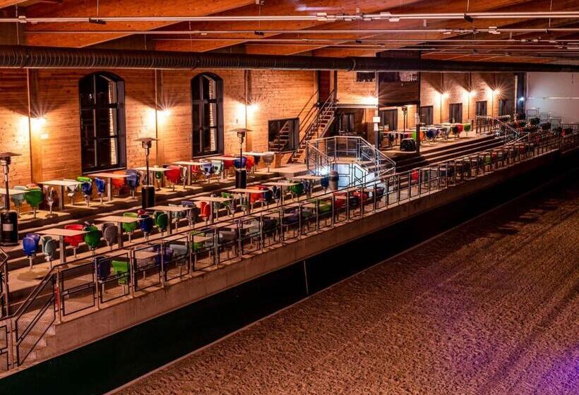 تختخواب و صبحانه Salio Equisport Resort