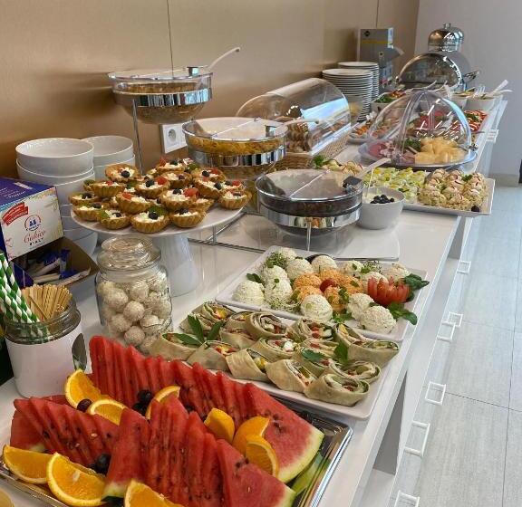 住宿加早餐  Savana Resort Mielno