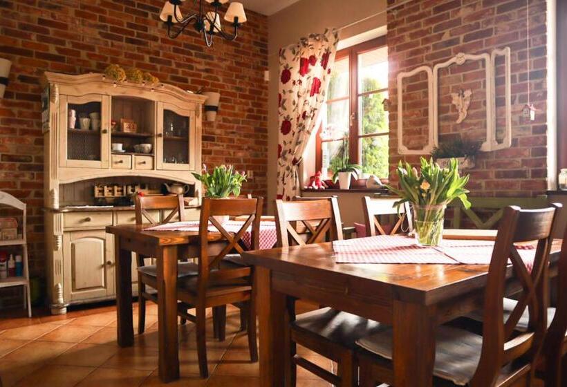 Bed and Breakfast Siedlisko Nad Miedwiem