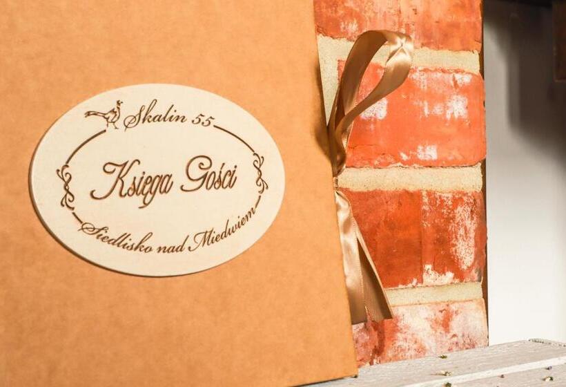 Bed and Breakfast Siedlisko Nad Miedwiem