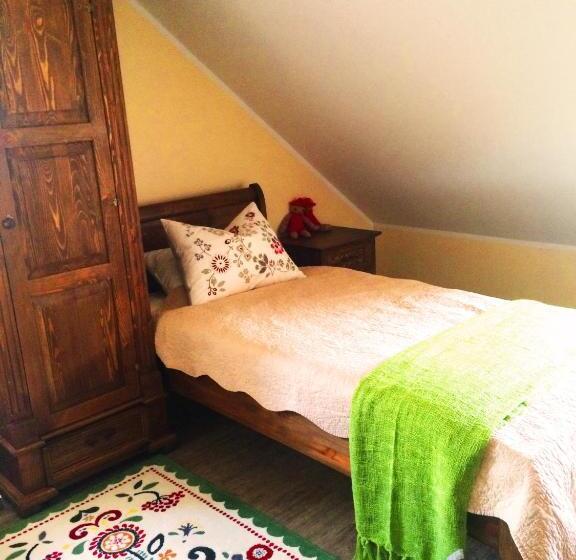 Bed and Breakfast Siedlisko Nad Miedwiem