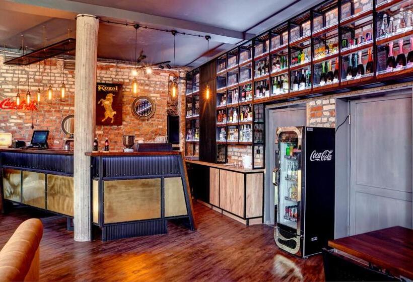 住宿加早餐  Solina Resort