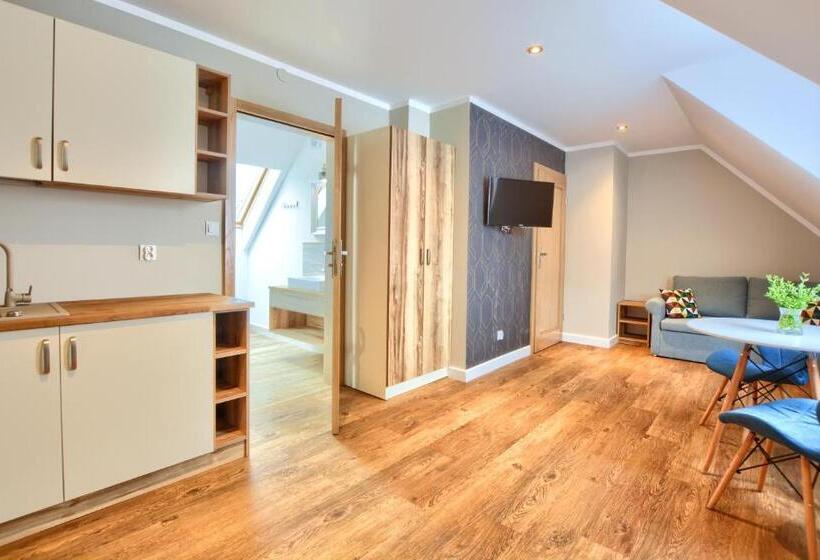 مبيت وإفطار Spa & Resort Bukowiec