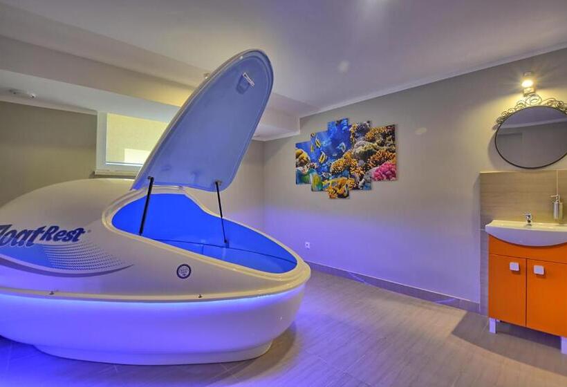 مبيت وإفطار Spa & Resort Bukowiec