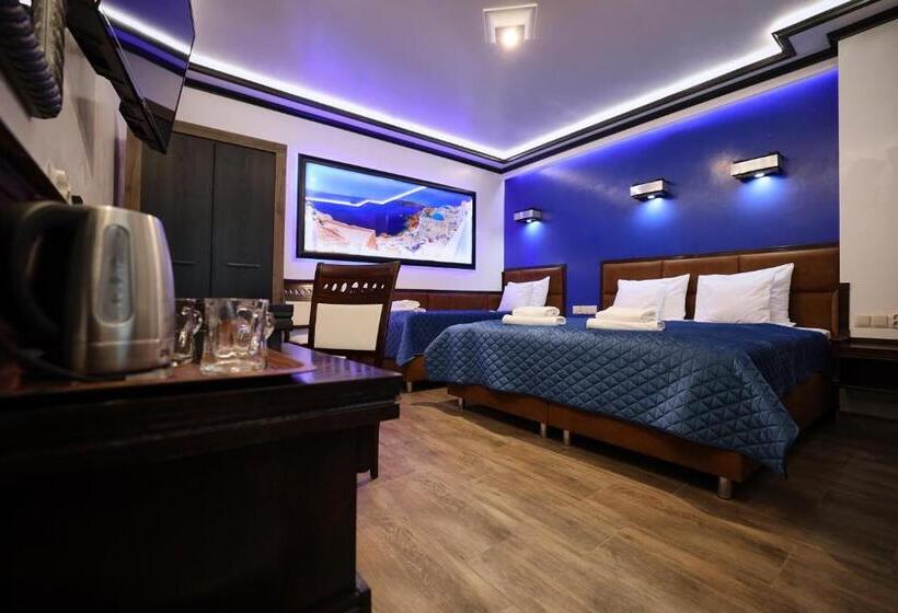 צימר Tawerna Sandomierz