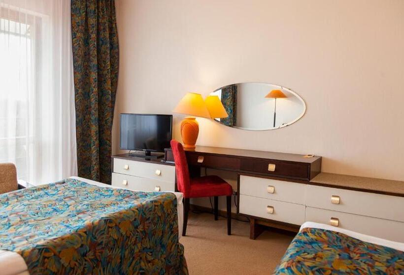 住宿加早餐 To Tu