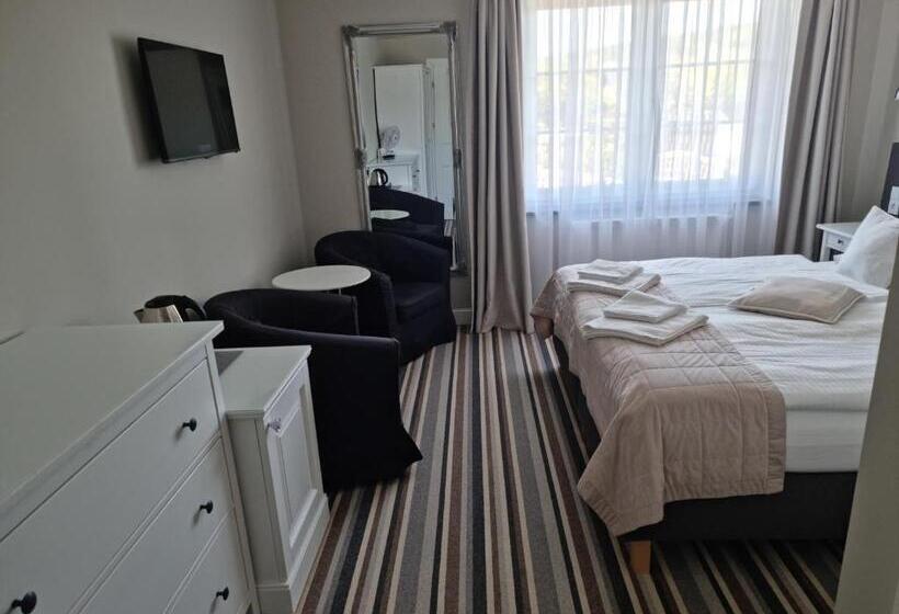 مبيت وإفطار Villa Astra Baltica