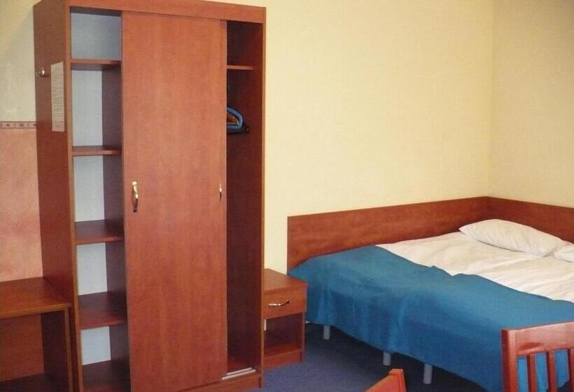 تختخواب و صبحانه Willa Akme