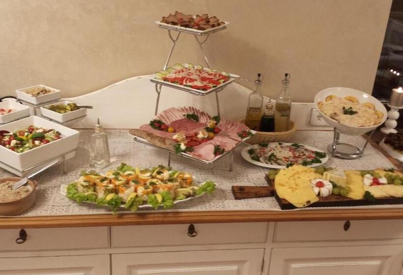 تختخواب و صبحانه Willa Anna