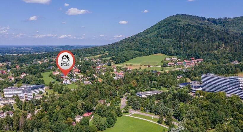 تختخواب و صبحانه Willa Biały Domek