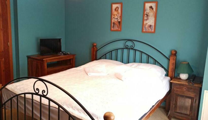 تختخواب و صبحانه Willa Silesia