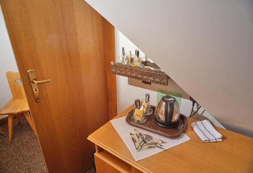 تختخواب و صبحانه Willa Szymaszkowa