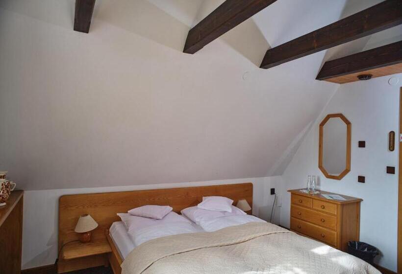 تختخواب و صبحانه Willa Szymaszkowa