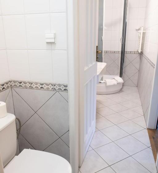 مبيت وإفطار Zamek Rzucewo