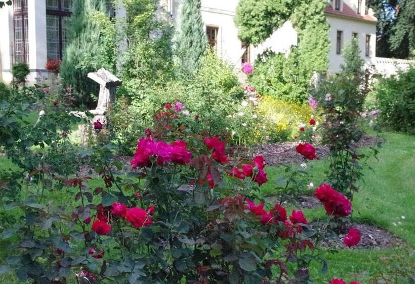 ベッドアンドブレックファースト Zamek W Czernej