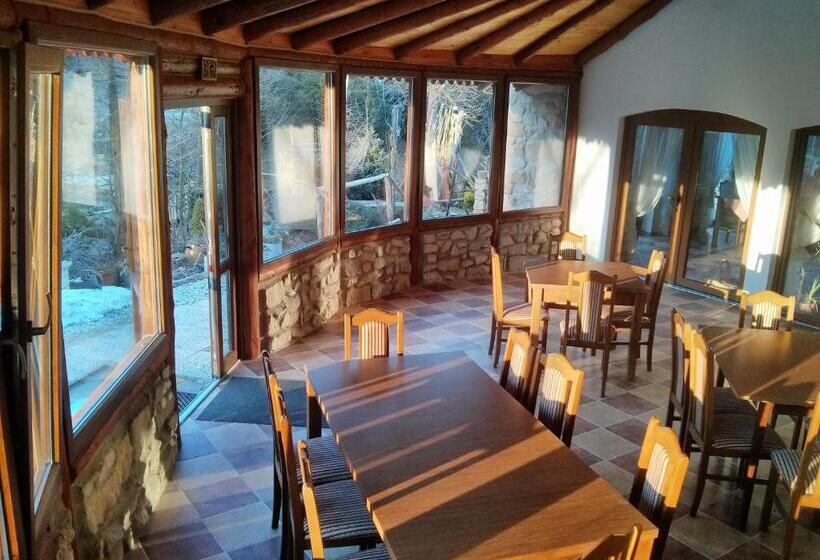 住宿加早餐  Zbójna Debra