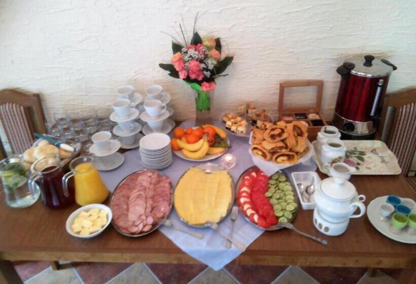 住宿加早餐  Zbójna Debra