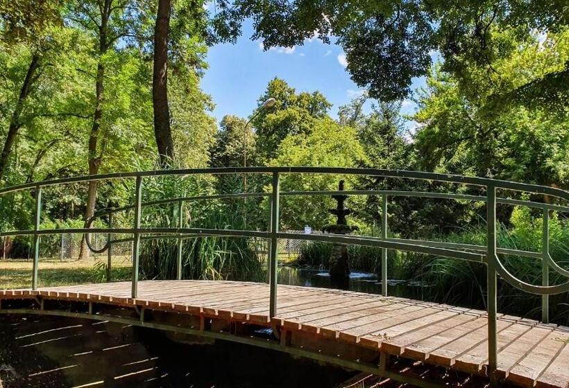 Dworek Brodowo Restauracja Hotel Przyjęcia