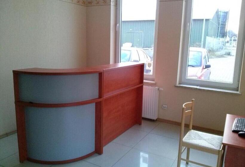 Hostel Wólka Kosowska Z Prywatnymi łazienkami