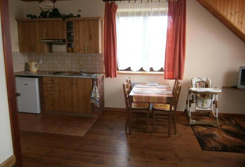 هتل Azuria Agroturystyka