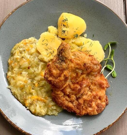 בית מלון כפרי Dworek