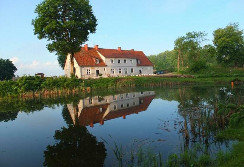 בית מלון כפרי Dwór Klewiny