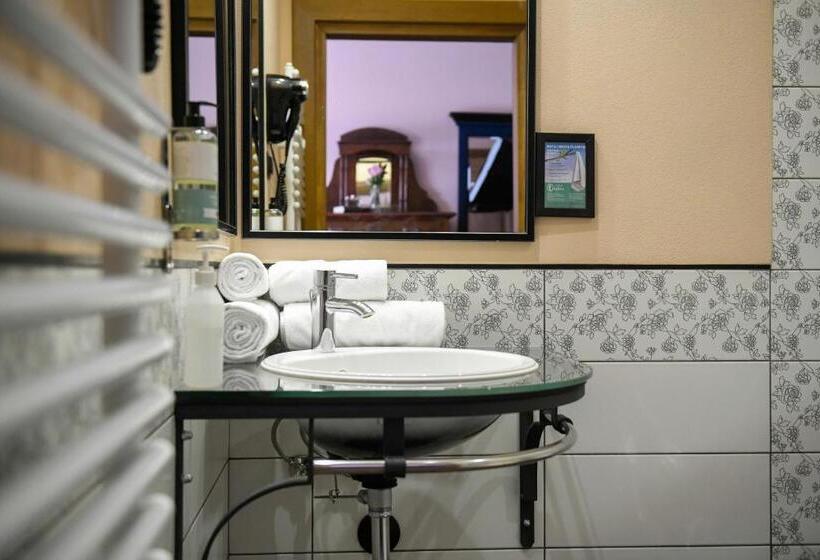 בית מלון כפרי Folwark łękuk