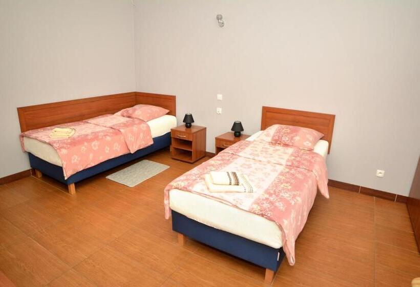 בית מלון כפרי Heaven