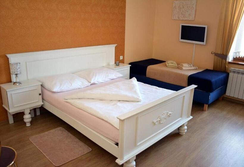 בית מלון כפרי Heaven