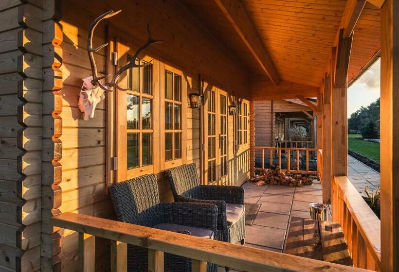 בית מלון כפרי Hubertus Dwór Myśliwski