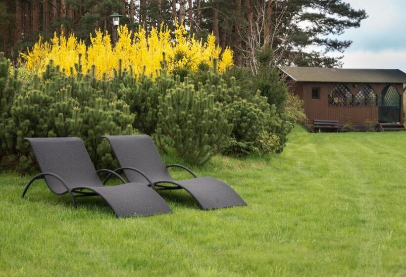 בית מלון כפרי Hubertus Dwór Myśliwski